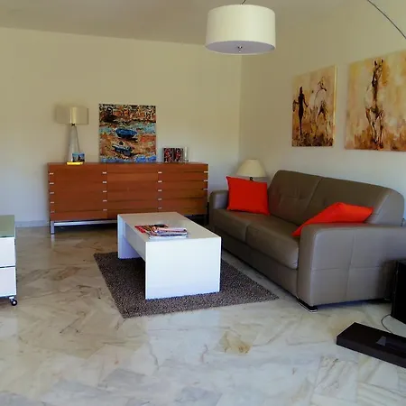 Le Graziella Daire Cannes